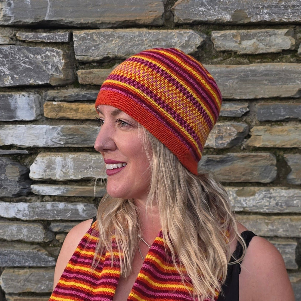 Annie Glue Stripey Hat in Sunrise