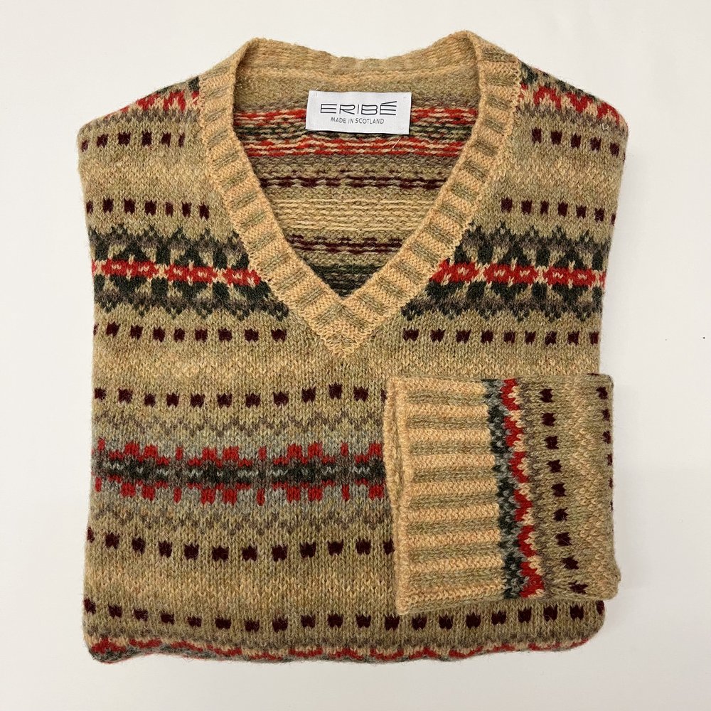 Eribé Eddie V-Neck Fair Isle Sweater in Glengoyne